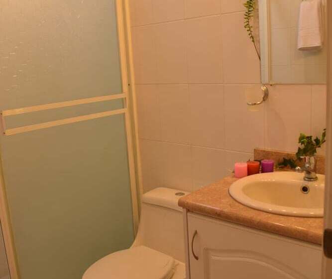 تختخواب و صبحانه Villa Ilalo