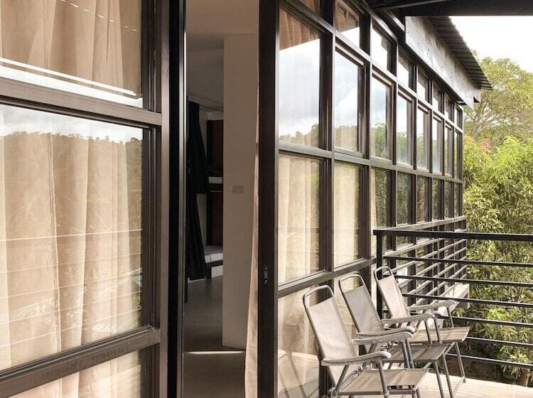 Dayon Hostel