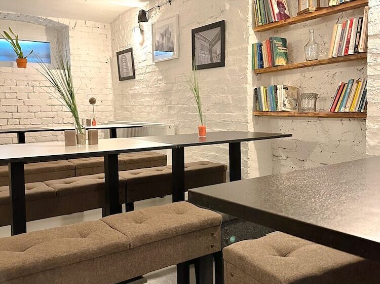 Expolis Residence   City Center Mtp Targi   24h #betterthanyourex