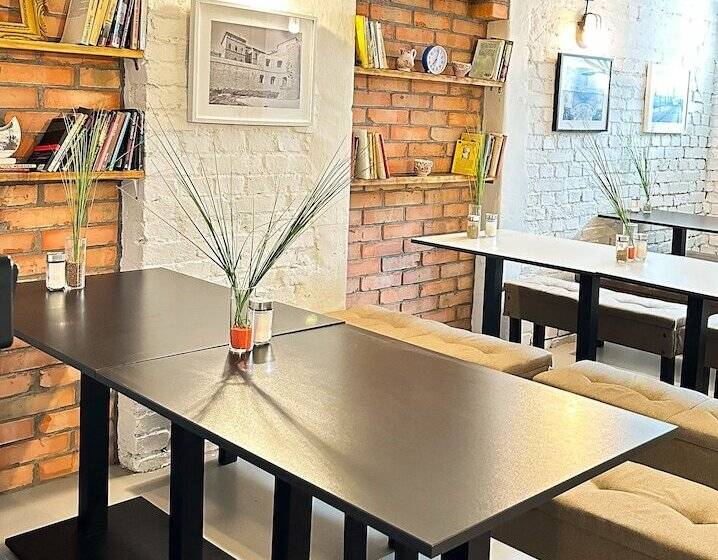 Expolis Residence   City Center Mtp Targi   24h #betterthanyourex