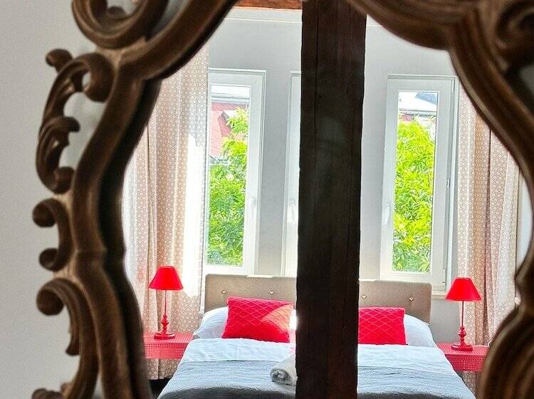 Expolis Residence   City Center Mtp Targi   24h #betterthanyourex