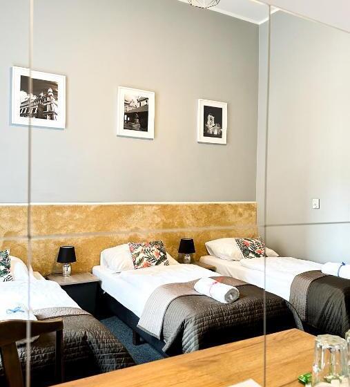 Expolis Residence   City Center Mtp Targi   24h #betterthanyourex