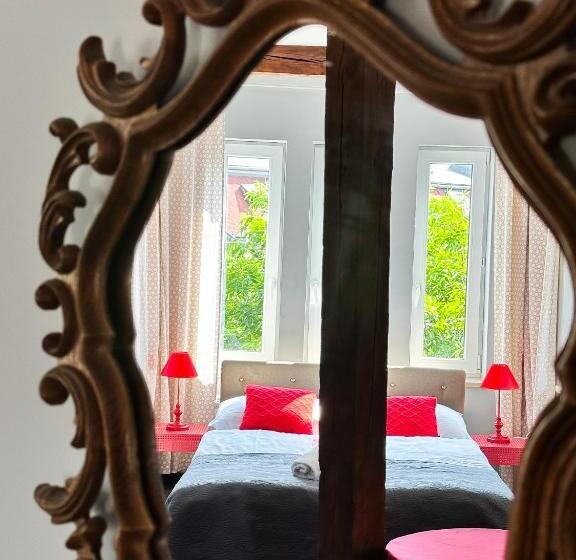 Expolis Residence   City Center Mtp Targi   24h #betterthanyourex