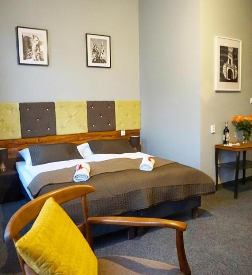 Expolis Residence   City Center Mtp Targi   24h #betterthanyourex