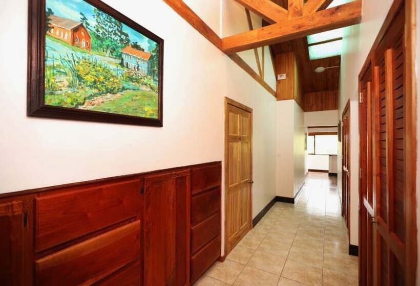 客栈  Whitehouse Bed And Breakfast