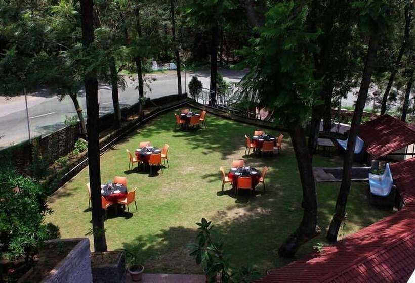 Отель Adb Rooms Falcon Crest