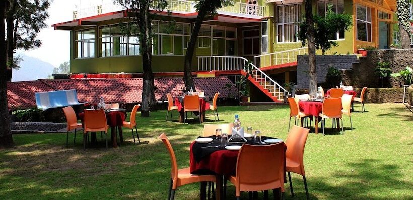 Отель Adb Rooms Falcon Crest