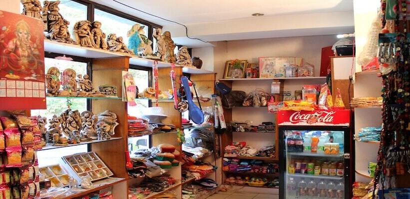 Отель Adb Rooms Falcon Crest