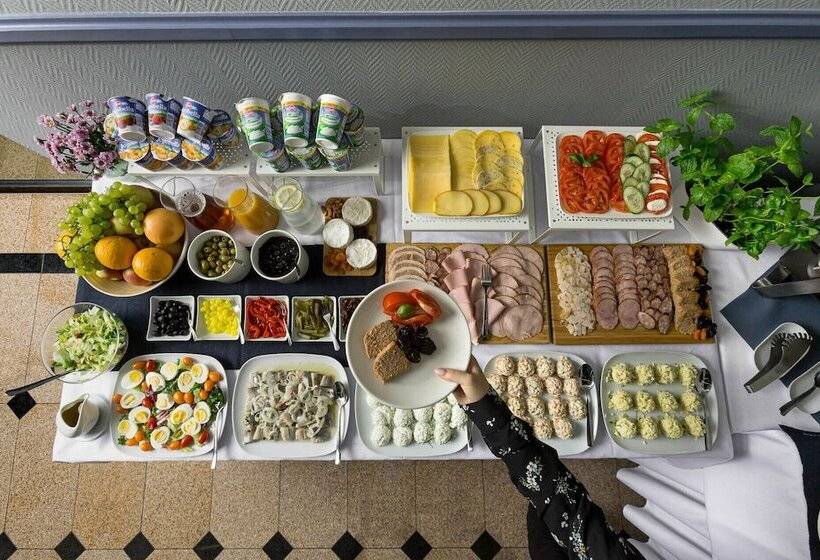 هتل Akacja Medical Resort