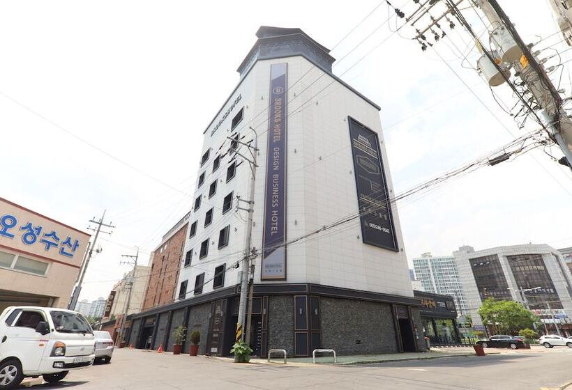 בית מלון כפרי Brooks Business