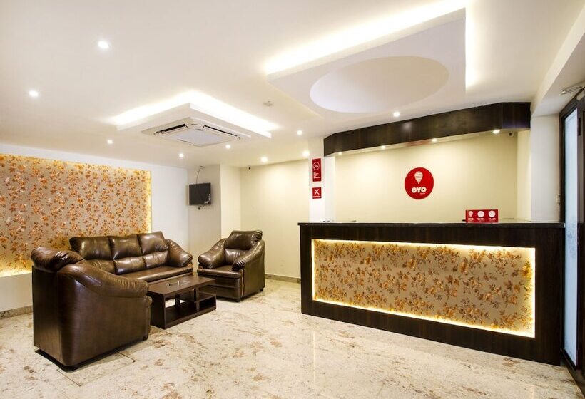 هتل Collection O Park Heights Banjara Hills Near Gvk One Mall