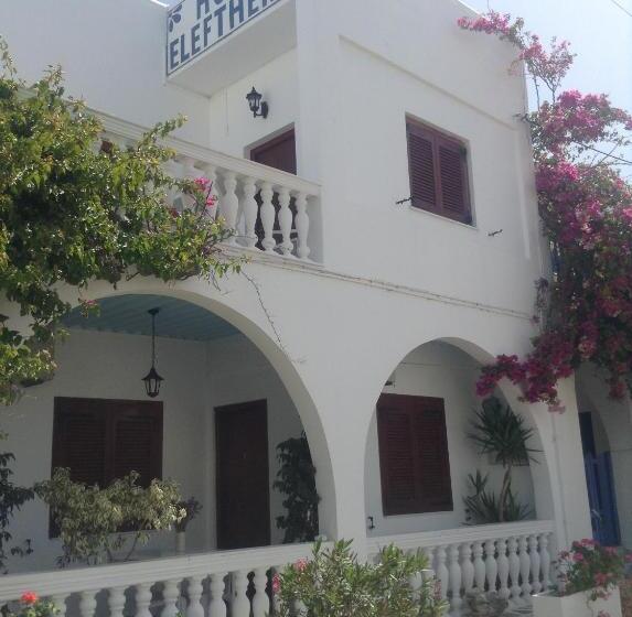 فندق Eleftheria