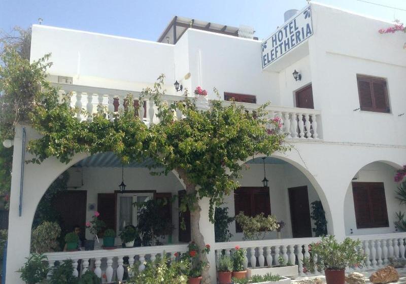 فندق Eleftheria