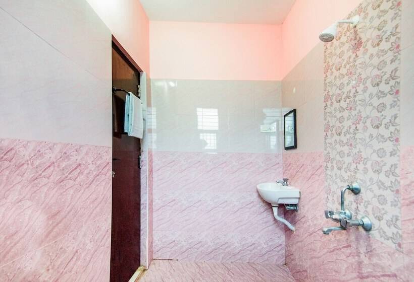 هتل Fabexpress Sorgam Service Apartment