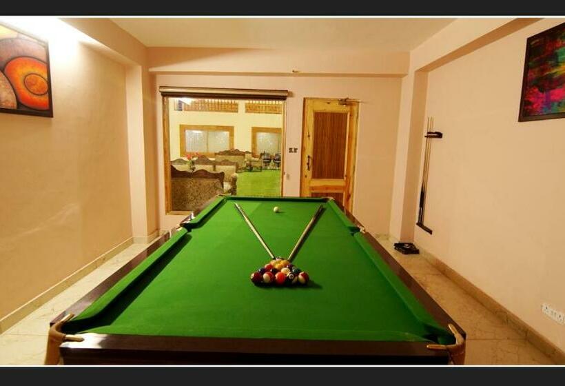 فندق Grand Krisa Resort & Spa , Manali