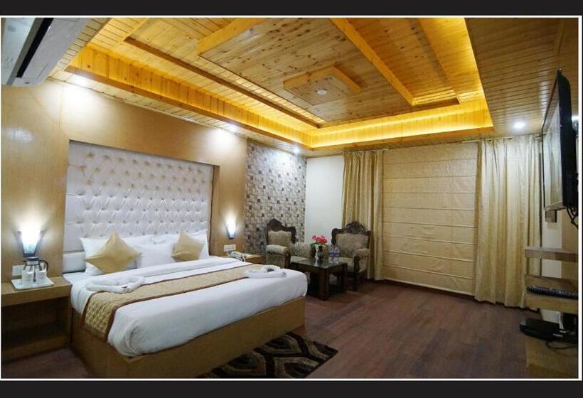 فندق Grand Krisa Resort & Spa , Manali