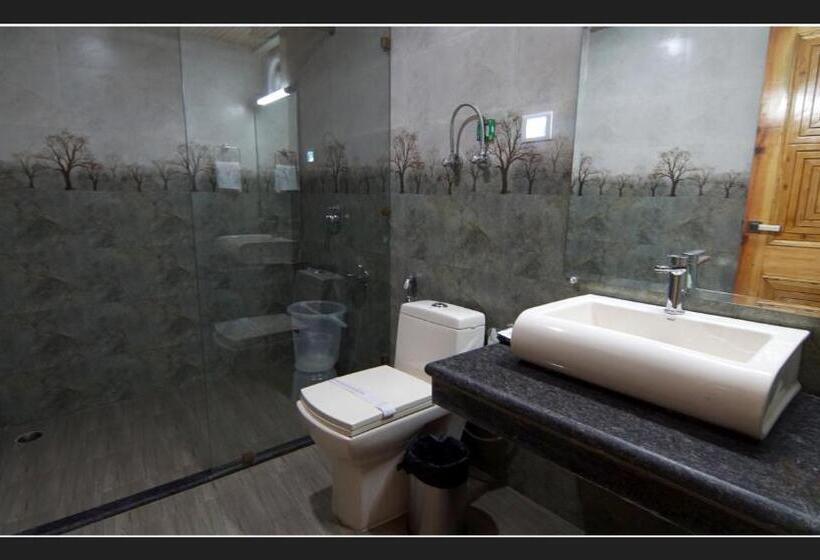 فندق Grand Krisa Resort & Spa , Manali