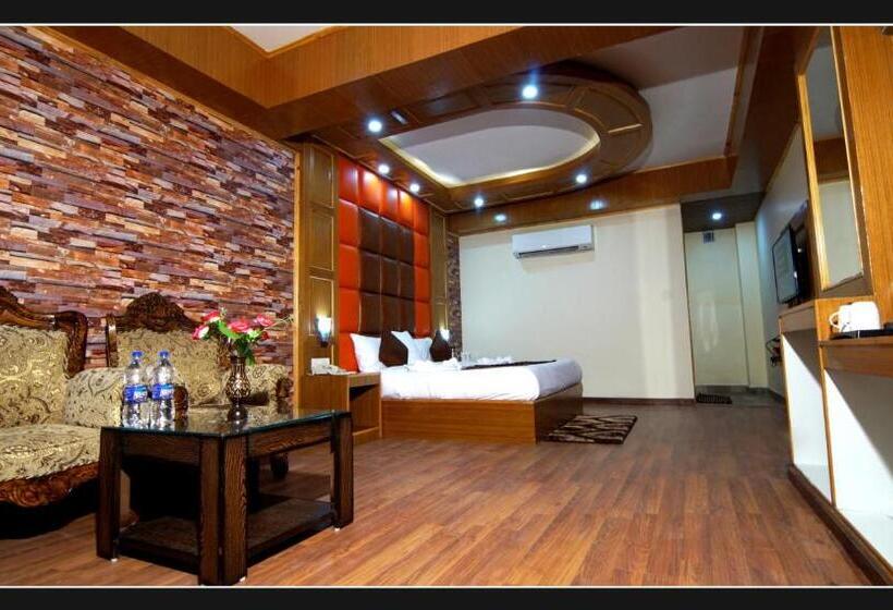 فندق Grand Krisa Resort & Spa , Manali