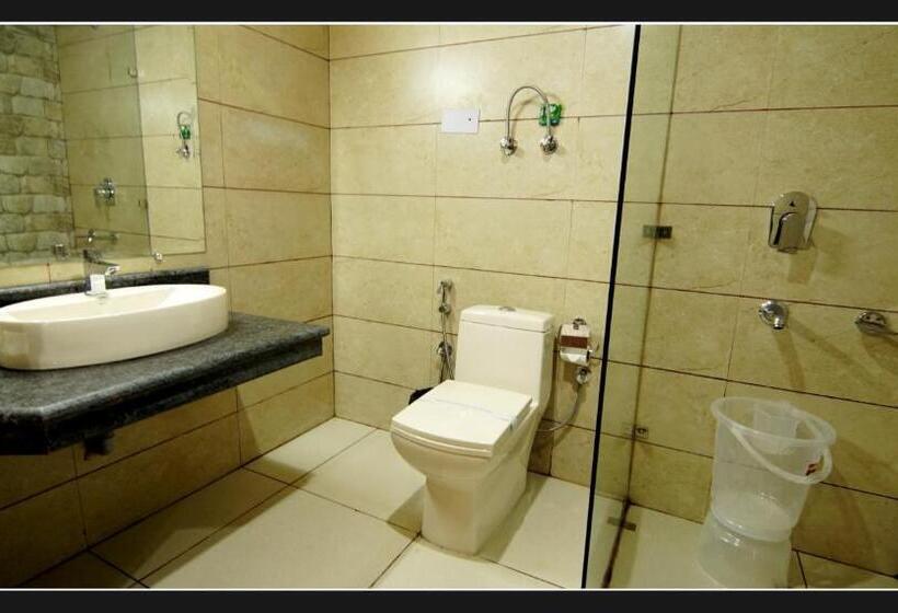 فندق Grand Krisa Resort & Spa , Manali