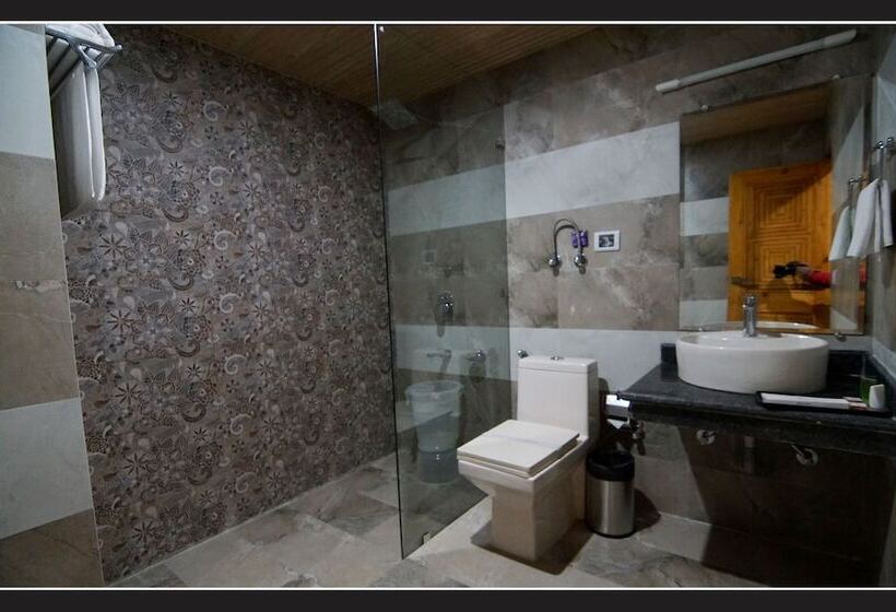 فندق Grand Krisa Resort & Spa , Manali