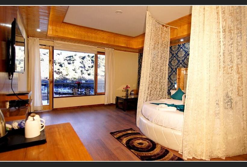 فندق Grand Krisa Resort & Spa , Manali