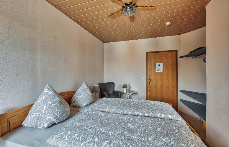 Отель Landhaus-pension Am Pfaffensee