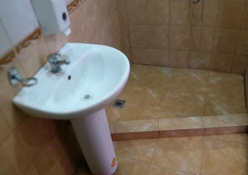 בית מלון כפרי Lira