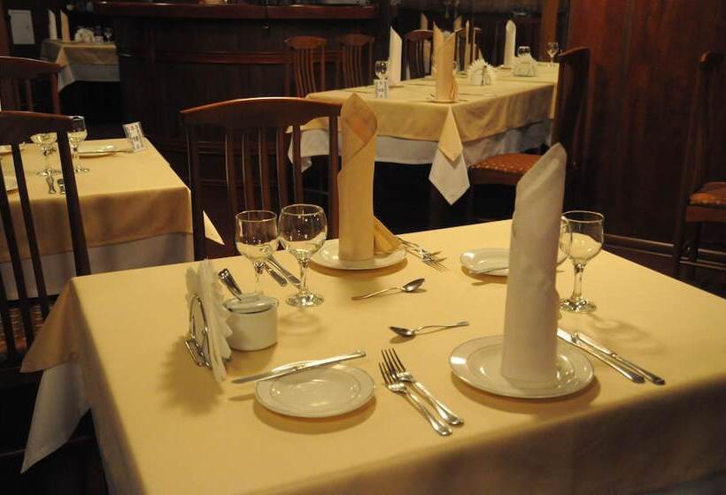 ホテル Petr Perviy