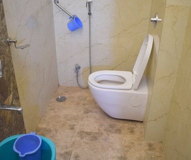 בית מלון כפרי Shree Pratham Milan