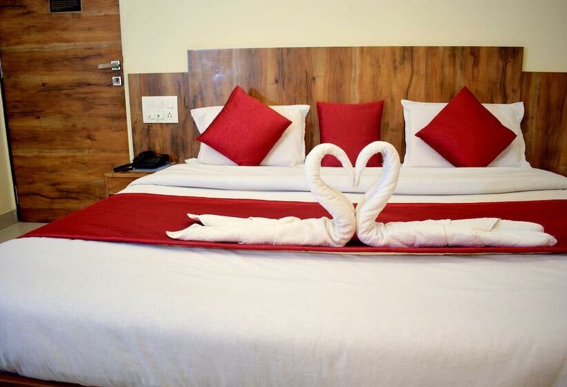 בית מלון כפרי Shree Pratham Milan