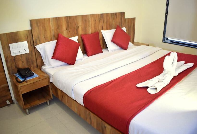 בית מלון כפרי Shree Pratham Milan