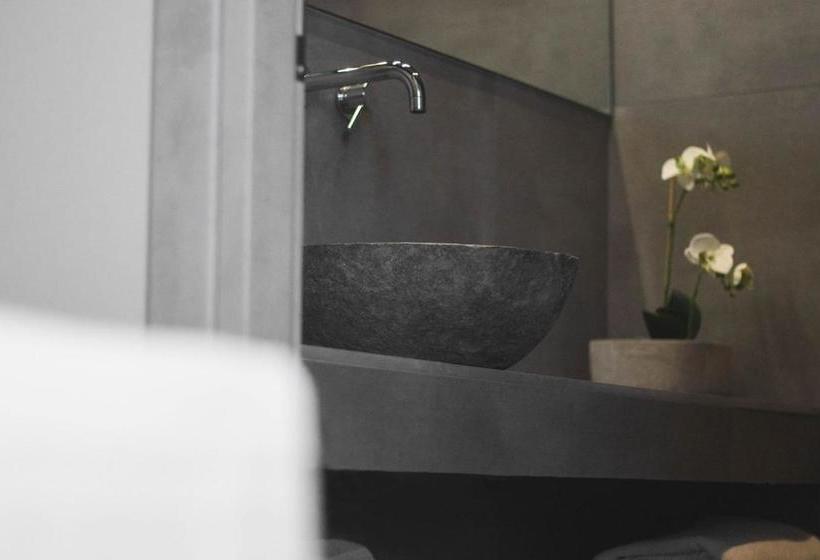 ホテル Teatro Deluxe Rooms