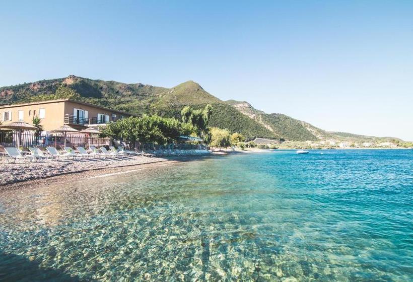 ホテル Teatro Deluxe Rooms