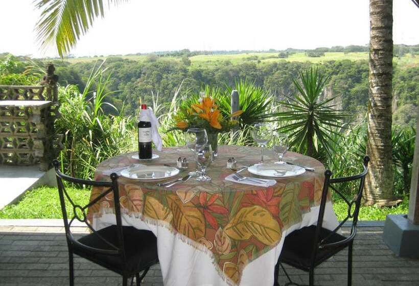 فندق Vista Canyon Inn