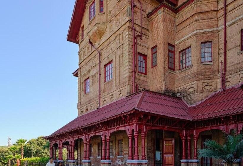 ホテル Zone By The Park, Jammu