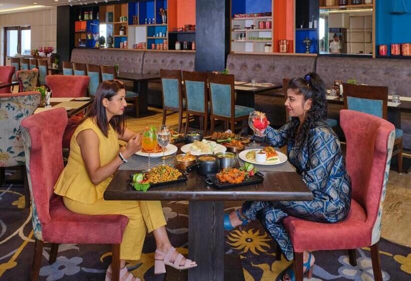 ホテル Zone By The Park, Jammu