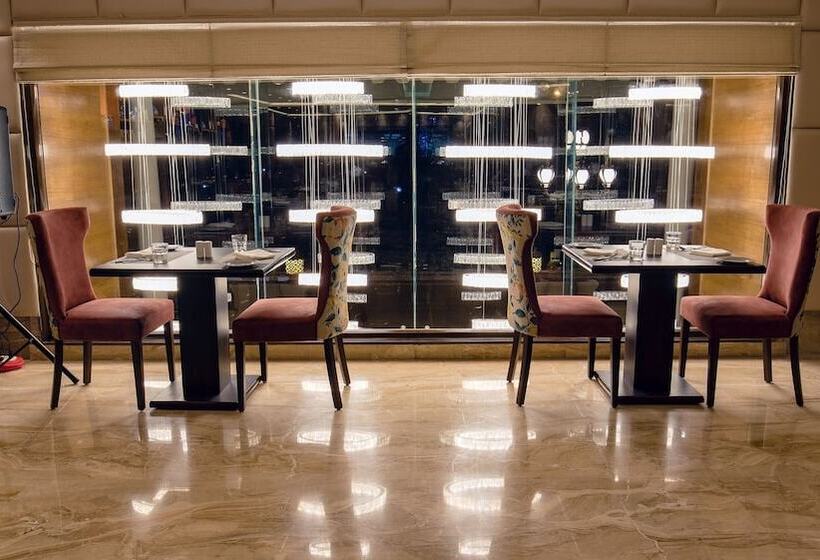 ホテル Zone By The Park, Jammu