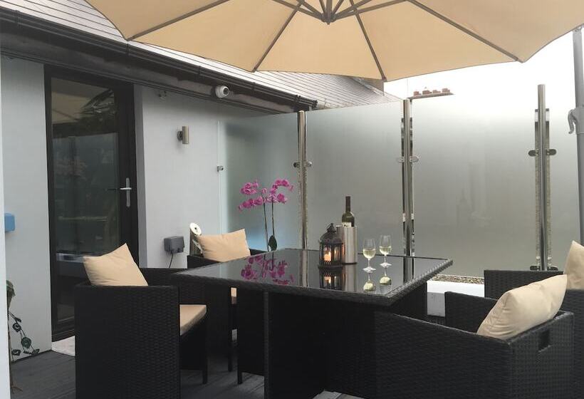 No50 Boutique Bed & Breakfast