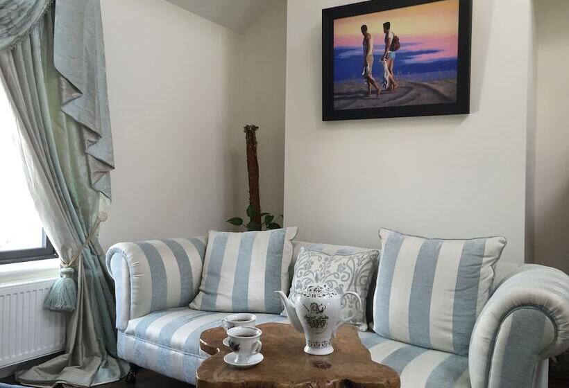 No50 Boutique Bed & Breakfast