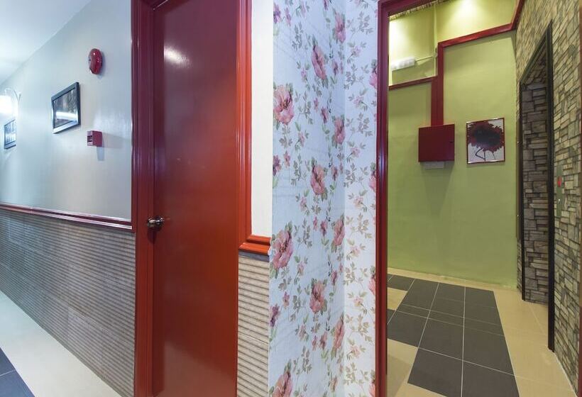 Oyo 604 Hotel Est Equine Park