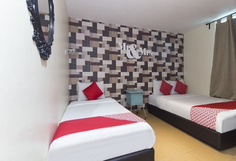 Oyo 604 Hotel Est Equine Park