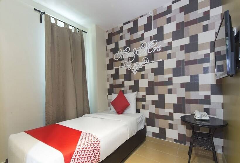 Oyo 604 Hotel Est Equine Park