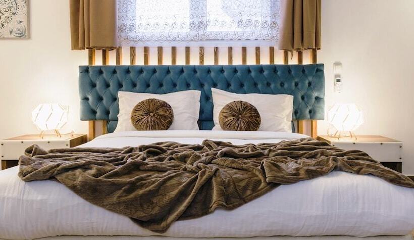 پانسیون Dome Rooms Downtown