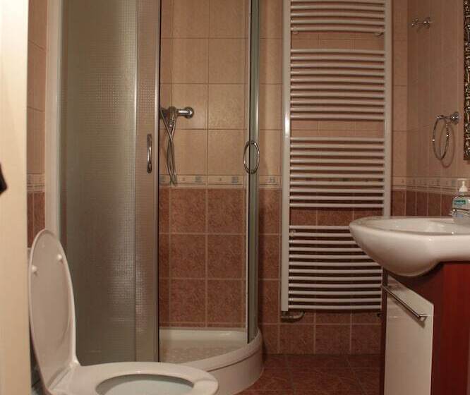 ペンション Penzion Cosmopolitan Ii