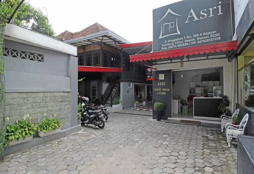 膳宿费 Reddoorz Near Terminal Condong Catur