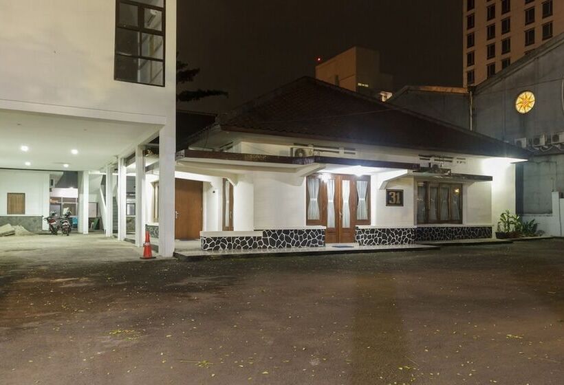 膳宿费 Reddoorz Plus Near Rs Pmi Bogor