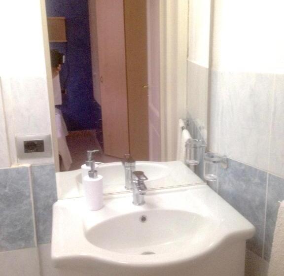 Bed and Breakfast Villa Diana Affitta Camere