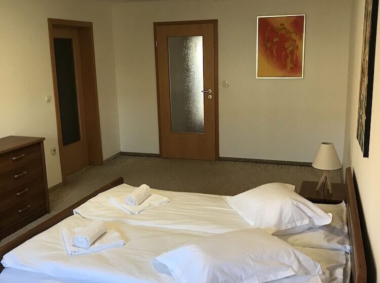 ベッドアンドブレックファースト La Masion Paul