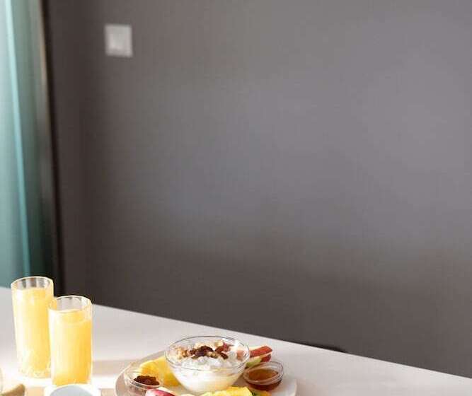 Chroma Fashions & Apartments