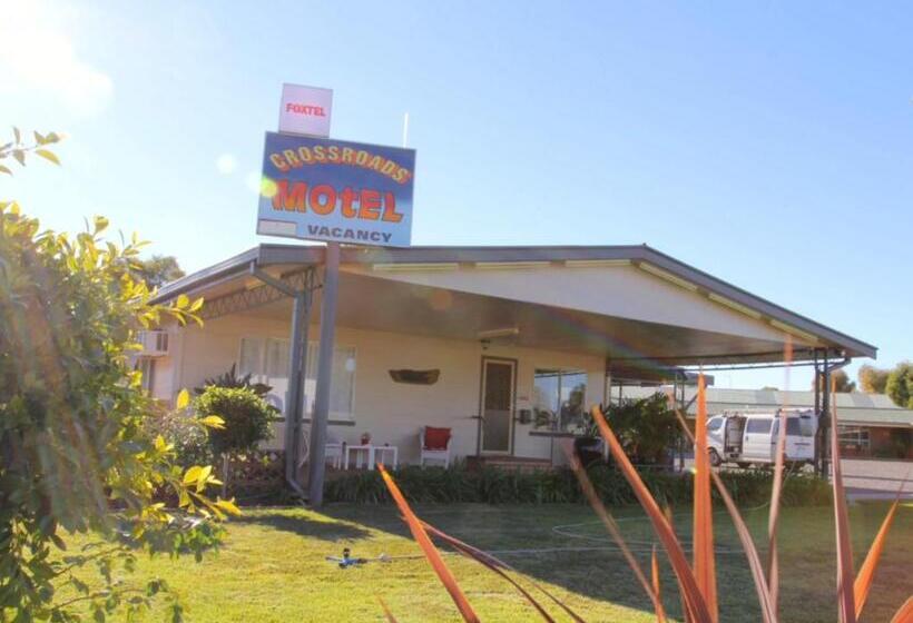 Cross Roads Motel